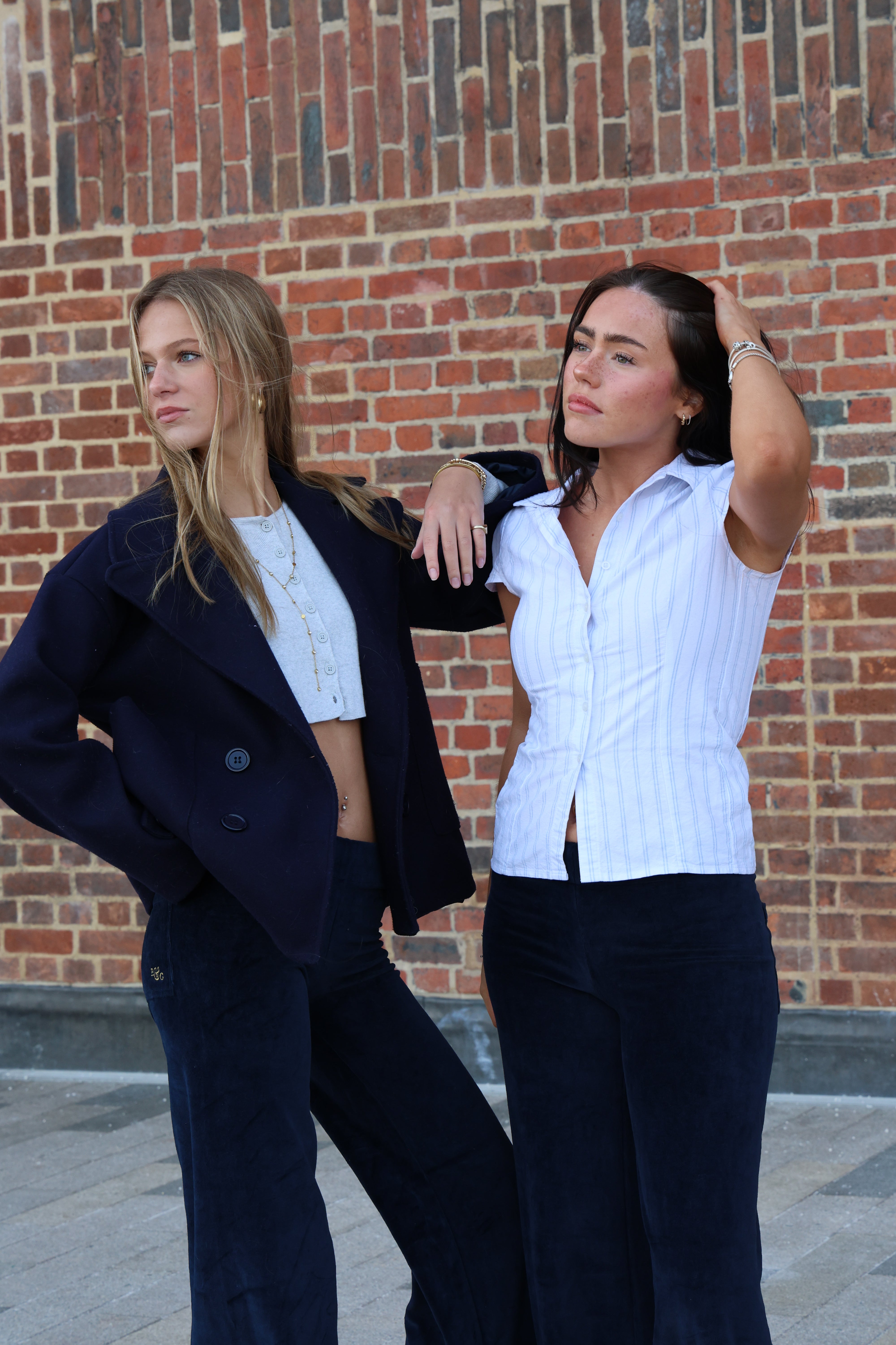 Laura Joggers - Navy