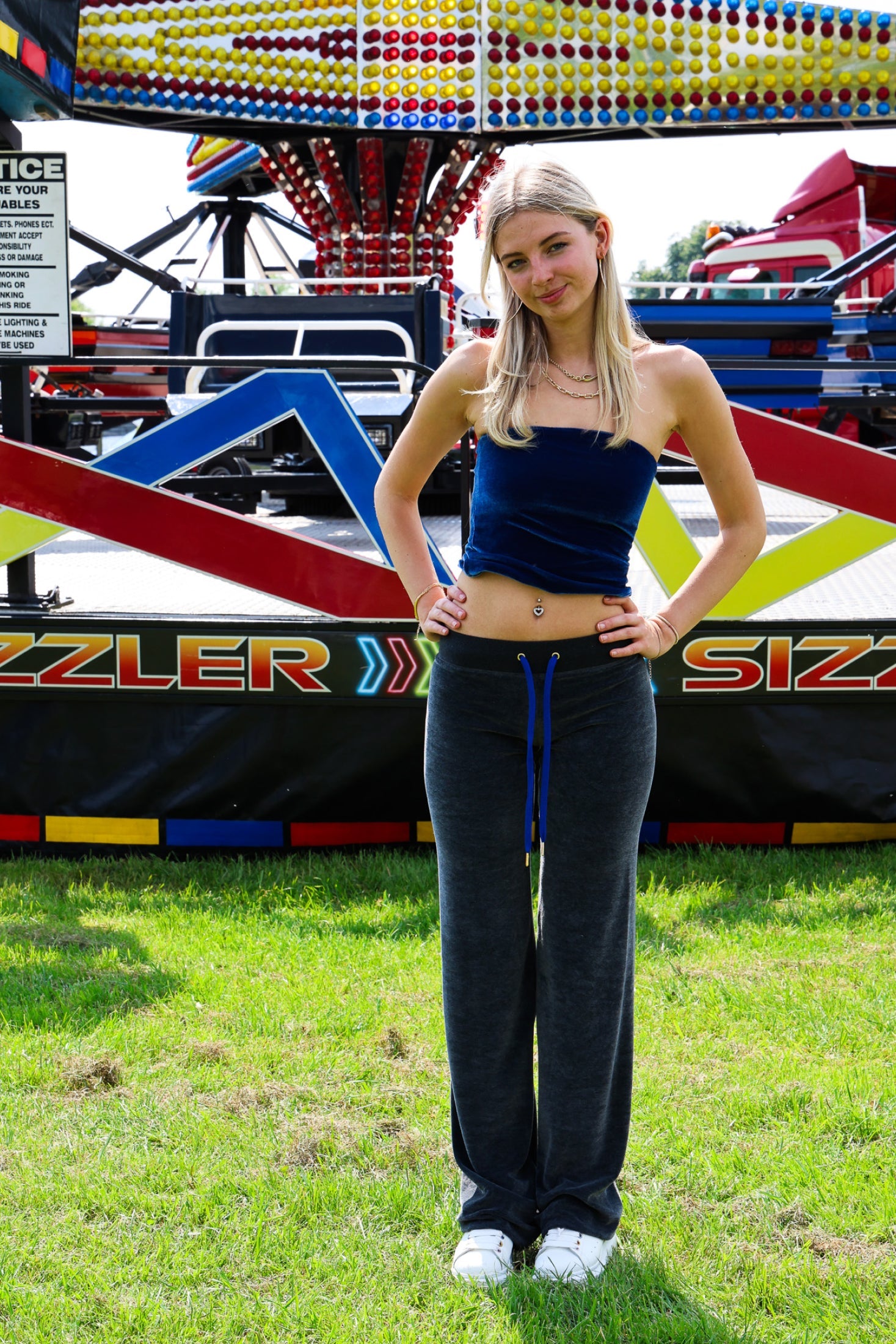 Velour Star Jogger Charcoal / Royal Blue